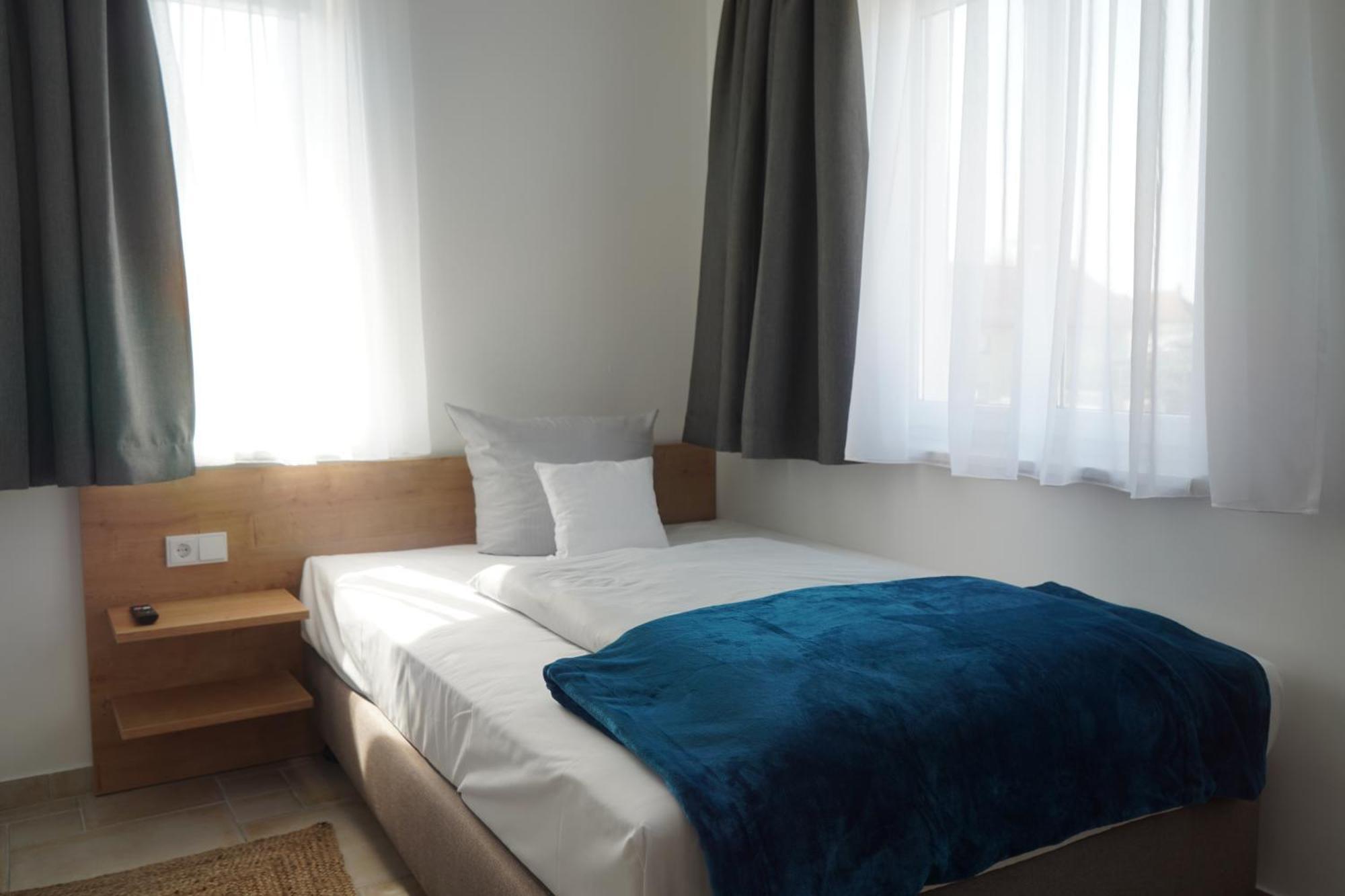 Eco Motel Wallersdorf Eksteriør billede