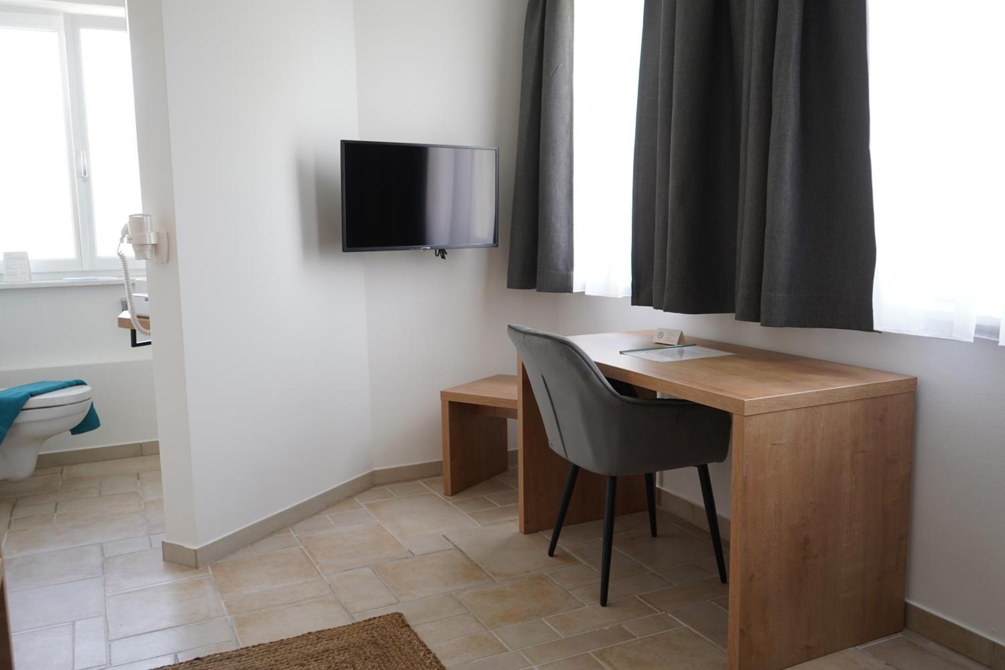 Eco Motel Wallersdorf Eksteriør billede