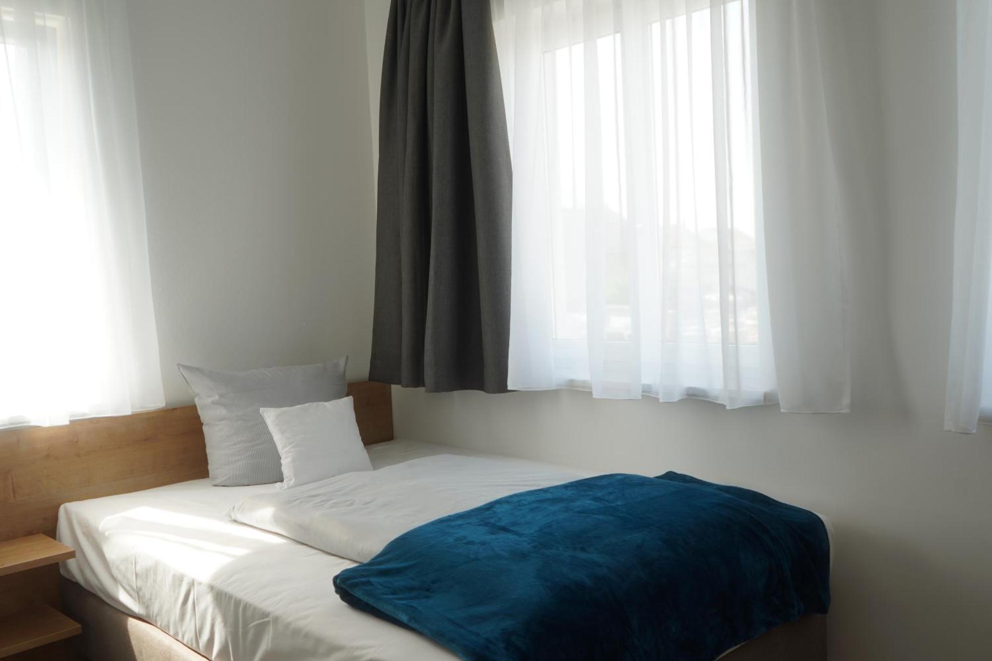 Eco Motel Wallersdorf Eksteriør billede